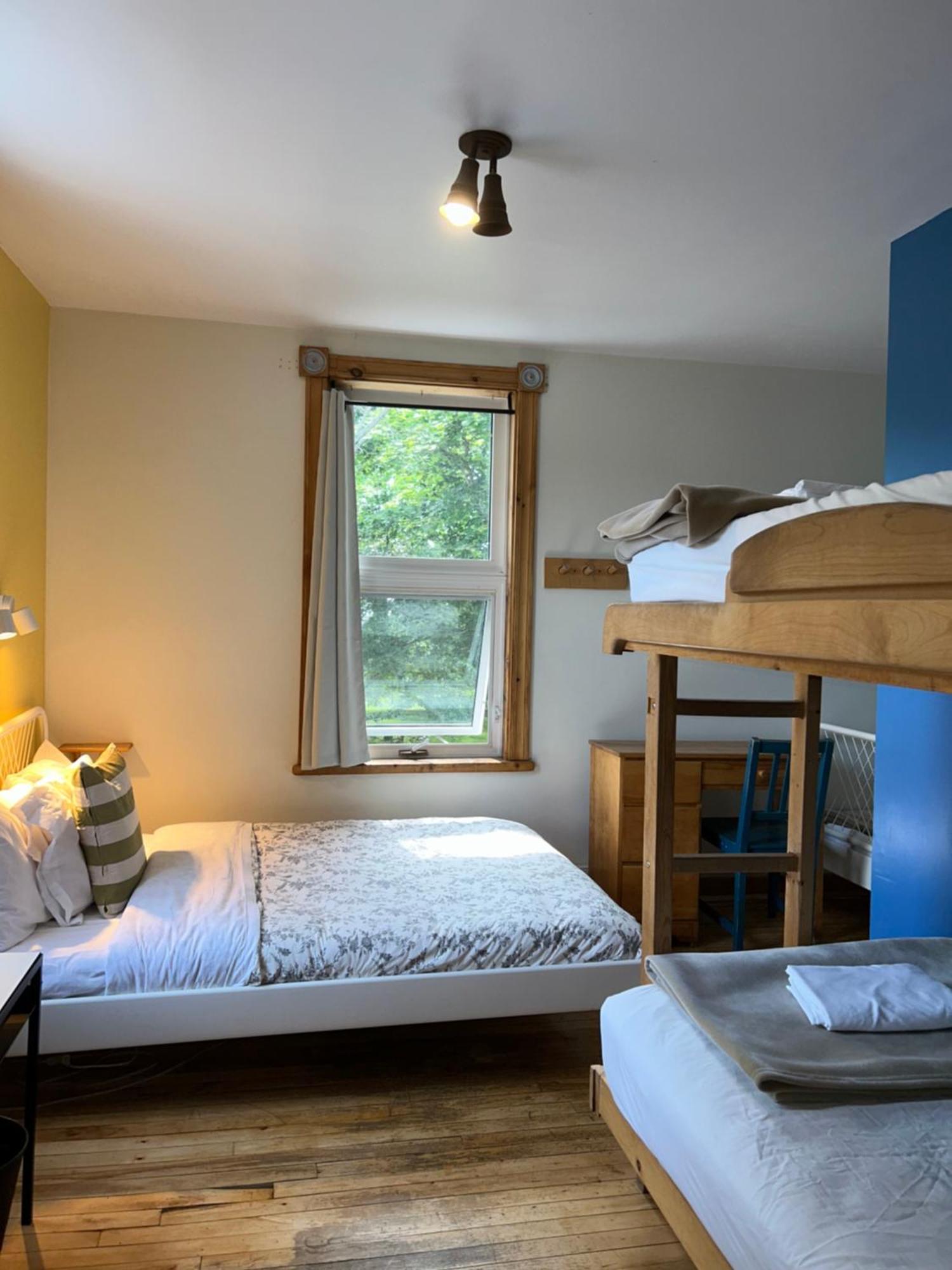 Auberge Internationale De Rivière-du-Loup Exteriör bild
